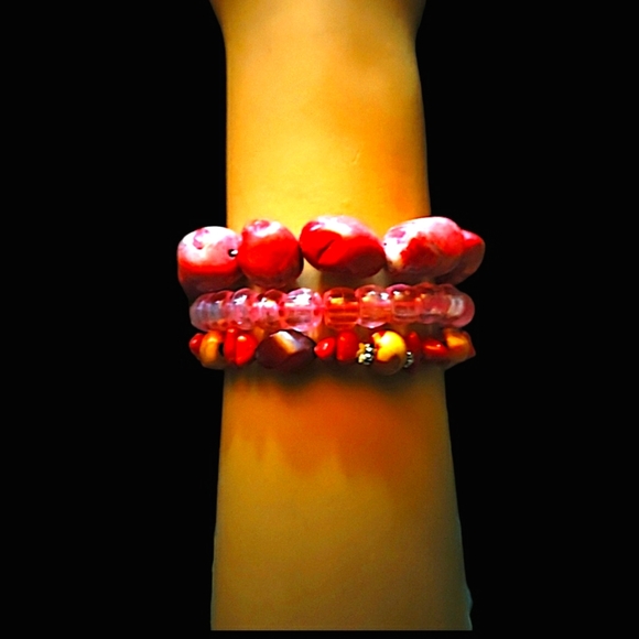 Bracelets - Picture 3 of 4